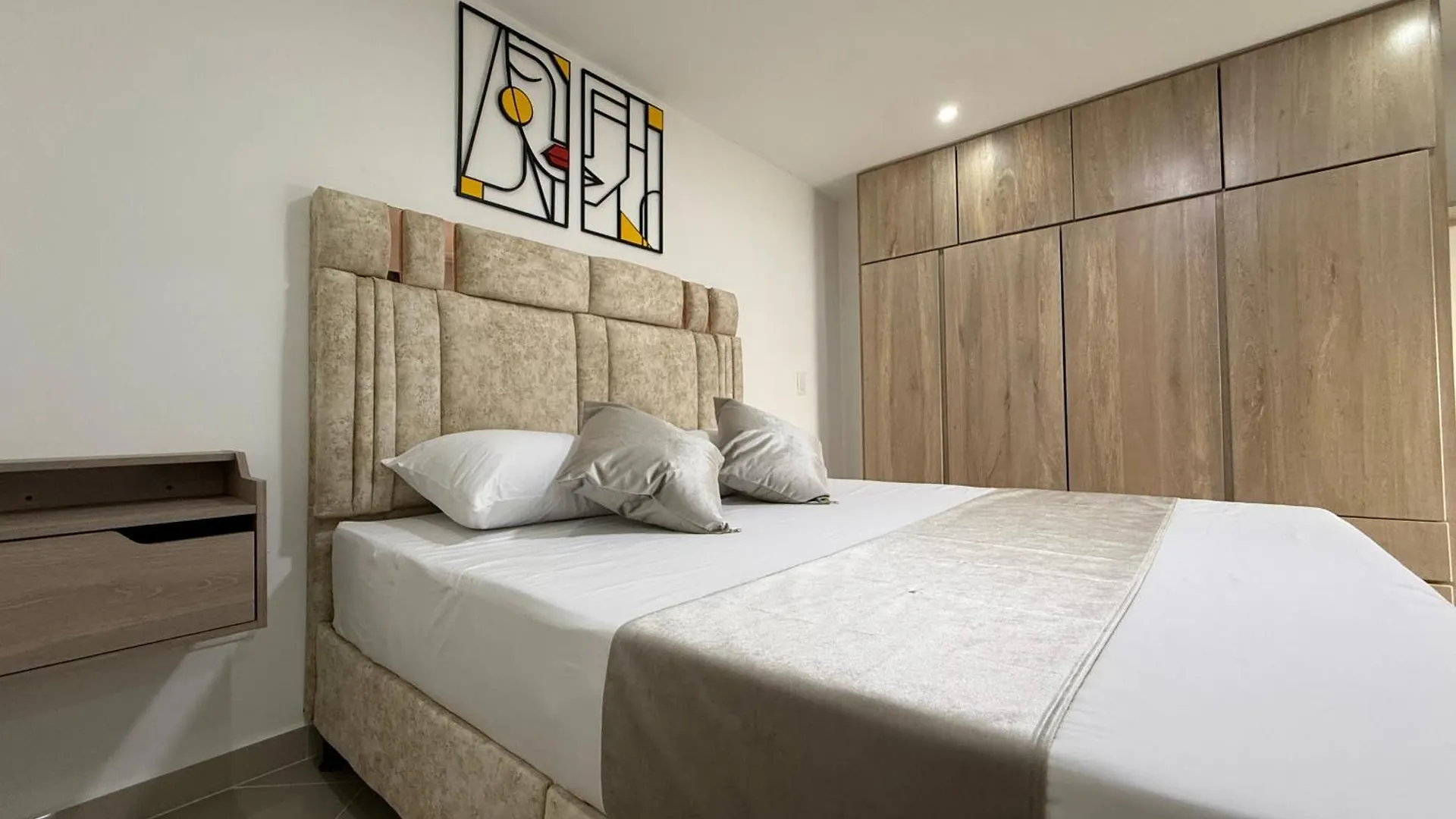 Vive Medellin 401 Apartment